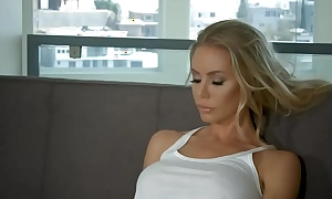 Horny nicole aniston gets fucked by a bobby