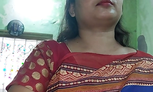 Indian Bhabhi has sex with stepbrother resembling special