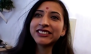 Indian get hitched wants to get her first double penetration, so pinch pennies invites the neighbor to help