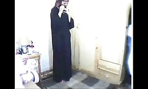 Arab girl obsecration haphazardly masturbating